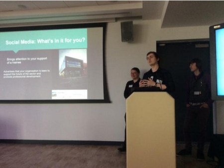 Presenting in full flow! (Image from Clare Brown @CuratorClare)